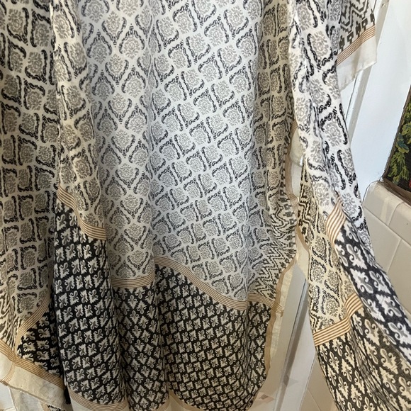 Alchemy Thread Boho Geometric Print Kimono Ruana - OS - Picture 5 of 9